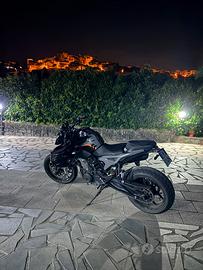 Ktm Duke 790