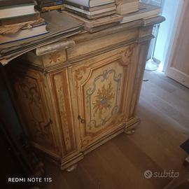 credenza come da foto