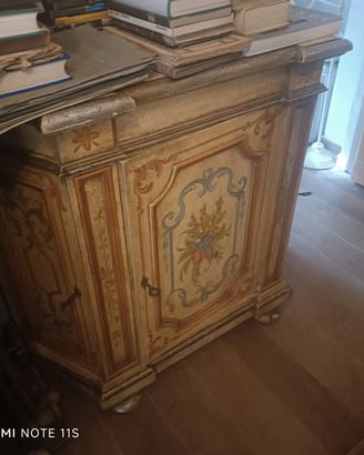 credenza come da foto