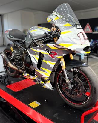 Triumph Daytona 675 MOTO 2 ! PRONTO PISTA!