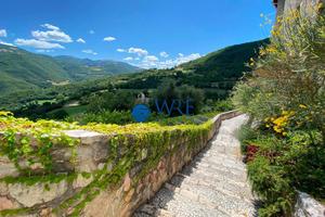 Appartamento di 88 m² con 2 locali a Sellano
