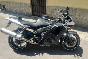 yamaha R6