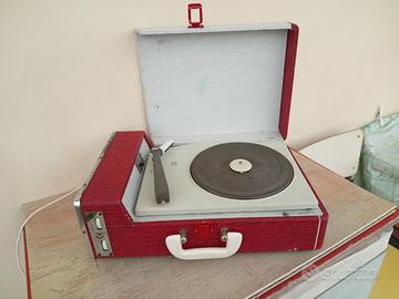 Giradischi Fonovaligia  Wilson Radiomarelli