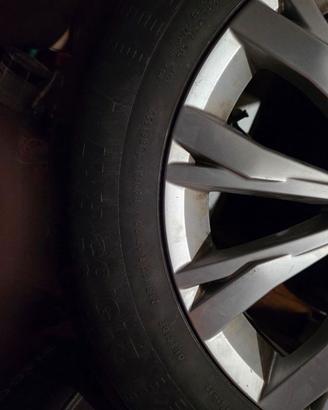 Cerchi in lega 215/65-17 VW Tiguan