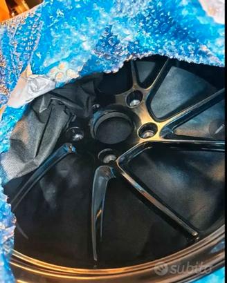 Cerchi NUOVI neri per BMW R1200/1250 R-RS-RT
