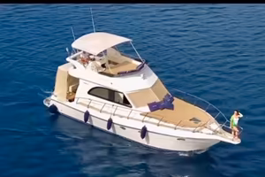 Barca Cabinata