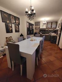 Tavolo consolle allungabile con 6 sedie