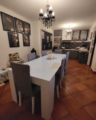 Tavolo consolle allungabile con 6 sedie