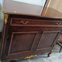 mobile credenza
