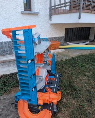 garage hot wheels 