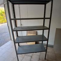 scaffalatura in ferro 