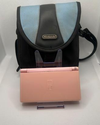 Nintendo DS Lite rosa, con custodia Nintendo