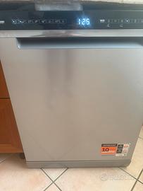 Lavastoviglie Whirlpool 6th Sense