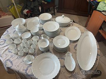 Servizio Richard Ginori “Vecchio Ginori” Bianco