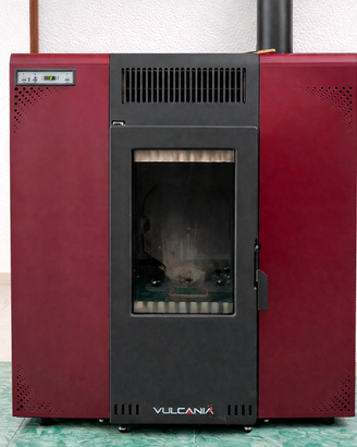 Stufa a pellet Vulcania Minislim con aspiracenere