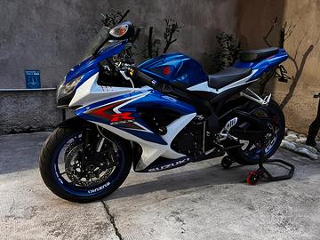 Suzuki gsx r 750