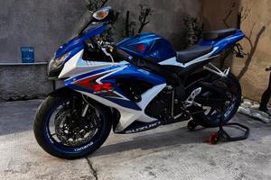 Suzuki gsx r 750