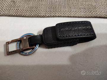 Portachiavi Piquadro in pelle con chiavetta usb