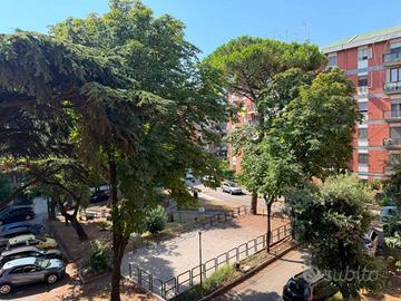 Appartamento di 90 m² con 3 locali a Napoli
