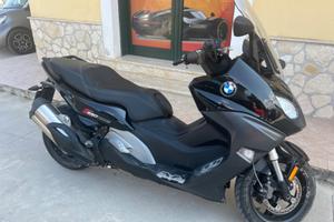 BMW c650 tenuto da vero amatore