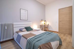 Stanza in appartamento di 120 m² a Brescia