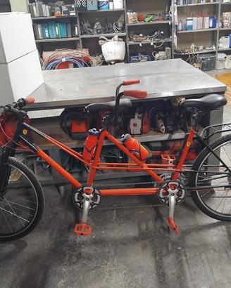 Bicicletta Tandem