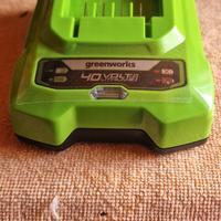 carica batterie greenworks  40v