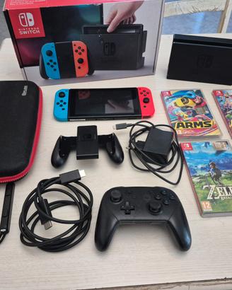 Nintendo Switch V1 + 4 Giochi (Zelda, Smash)