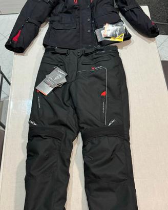 Tuta moto donna Nuova, mai usata Prezzo RIBASSATO