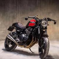 Triumph Legend 900TT cafè racer