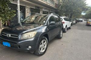 TOYOTA RAV4 III SUV  2.2 D 4WD 177 CV Diesel
