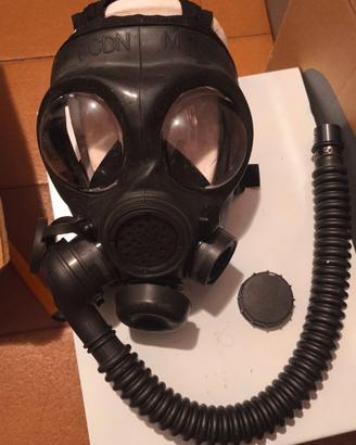 Maschera antigas con filtro