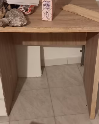 scrivania buone condizioni