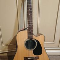 Chitarra Acustica Takamine.