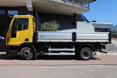 IVECO EUROCARGO ML90E18/P RIBALTABILE TRILATERAL