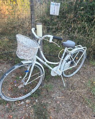 Bici Donna  Bianca Cestino  Vimini