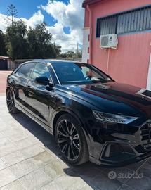 Audi Q8 50 TDI 286CV Quattro S line FULL OPTIONAL