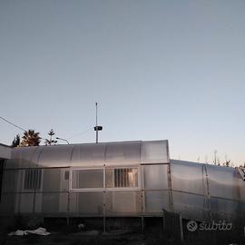 Copertura tunnel tettoia in plexiglass finestrata