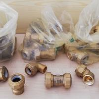 N.19 RACCORDI IN OTTONE PER TUBO POLIETILENE DA 25