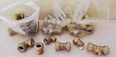 N.19 RACCORDI IN OTTONE PER TUBO POLIETILENE DA 25