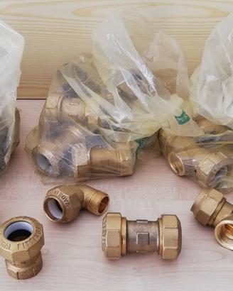 N.19 RACCORDI IN OTTONE PER TUBO POLIETILENE DA 25