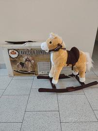 Cavallino a dondolo 