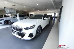 BMW 520 Serie 5 d Berlina Msport Travel package