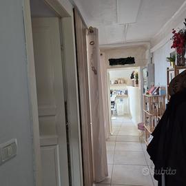 Vende casa