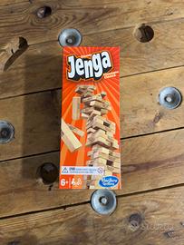 Lotto 5 giochi da tavolo - Taboo, Jenga, Lift It