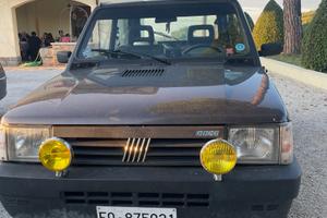 FIAT Panda 4x4 Country Club con impianto a metano