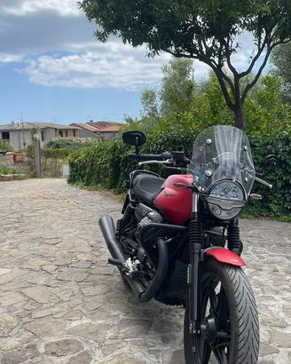 Moto guzzy v7 850 stone 2023