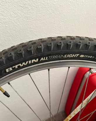 Copertoni bici BTwin All Terrain Light 26" x 2,00"