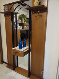 mobile ingresso con specchio