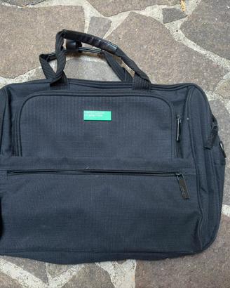 Borsa porta PC Benetton nera multitasche 41x30 cm